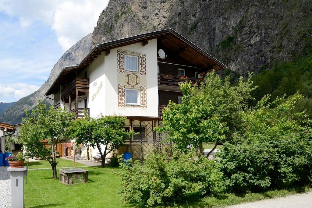 Hotel Haus Gamsblick Umhausen Exteriér fotografie